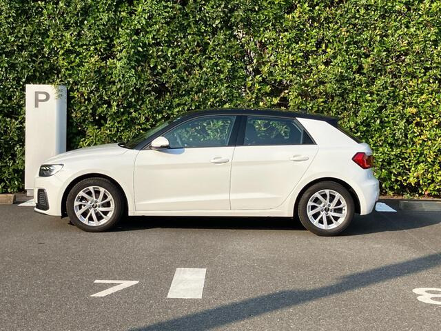 A1スポーツバック25 TFSI アドバンスド
