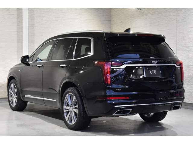 XT6プラチナム 4WD