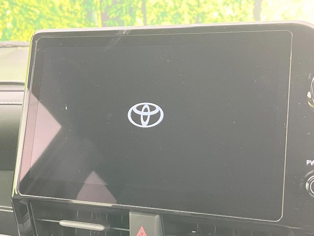 �y10.5�C���` �f�B�X�v���C�I�[�f�B�I�z���ʂ̃f�B�X�v���C��AppleCarPlay��AndroidAuto�����p�\�B�傫�ȉ�ʂŃX�}�z�i�r�A�v���������p���������܂���