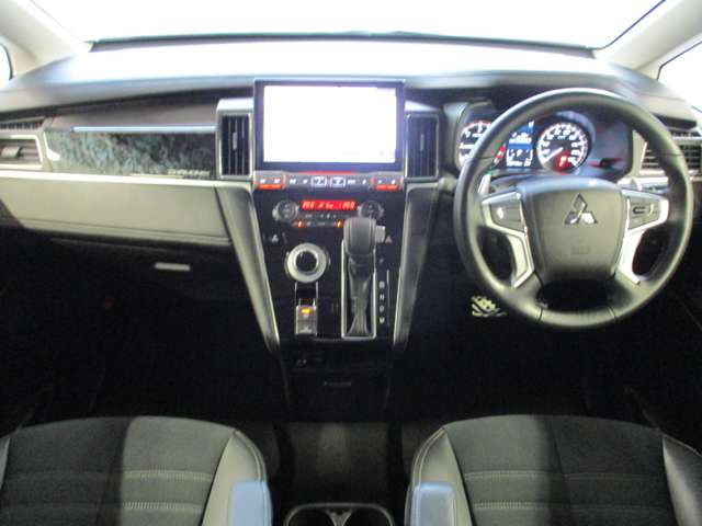 デリカD:52.2 シャモニー 電動サイドステップ 4WD