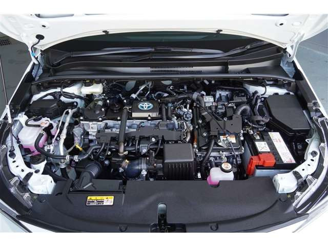 カローラツーリング1.8 ハイブリッド W×B
