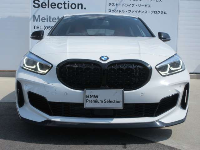 1シリーズM135i xドライブ 4WD