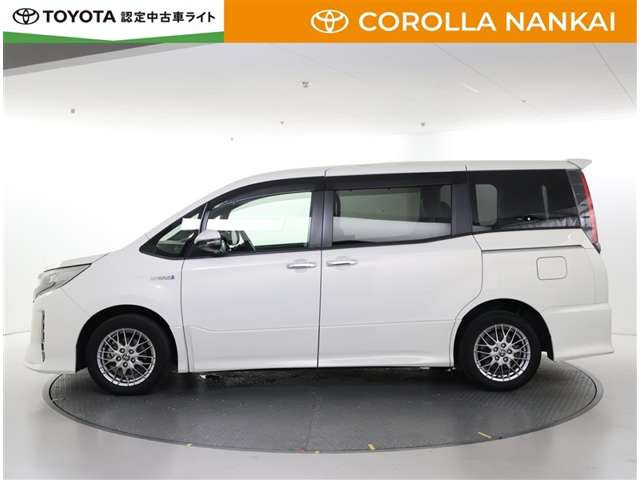 ノア1.8 ハイブリッド Si W×B II