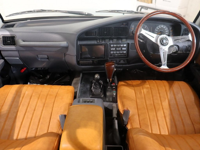 ランドクルーザー804.5 VXリミテッド 4WD