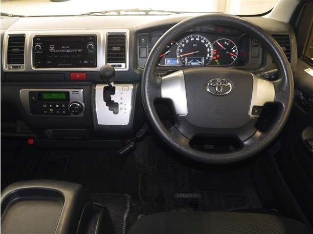ハイエースバン2.8 スーパーGL ロング ディーゼル 4WD