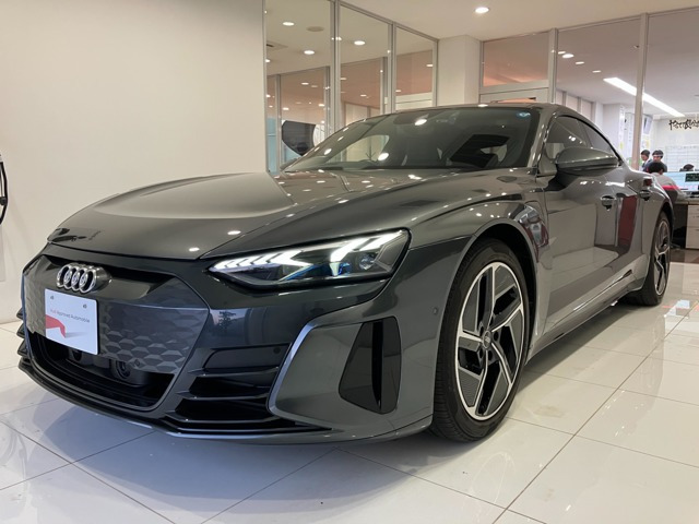 e-tron GT クワトロ4WD