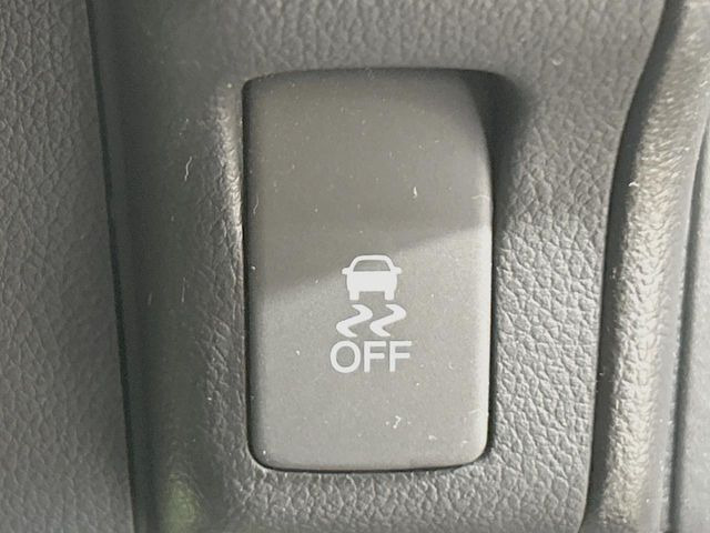 �y������h�~���u�z�ԗ��̉���������m����ƁA�����I�Ɏԗ��̐i�s������ۂ悤�Ɏԗ��𐧌䂵�܂��B�J�̓��ȂǊ���₷���H�ʏ󋵂ł����S�ȉ^�]���\�ł��B