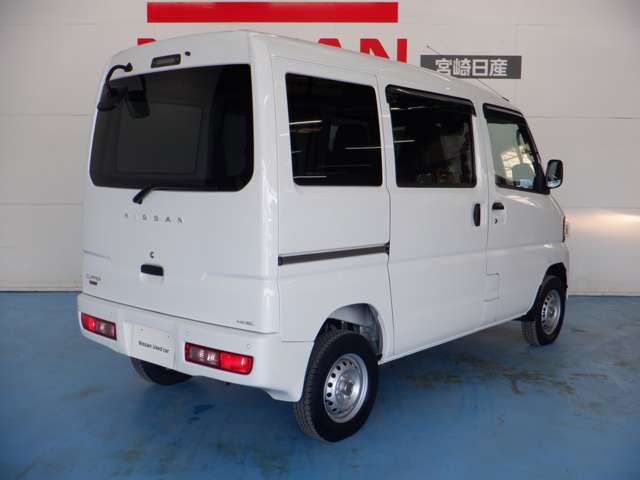 クリッパーEV4シーター