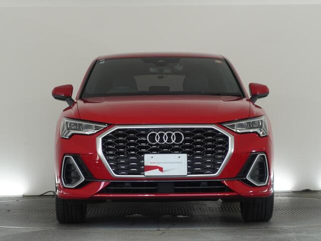 Q3