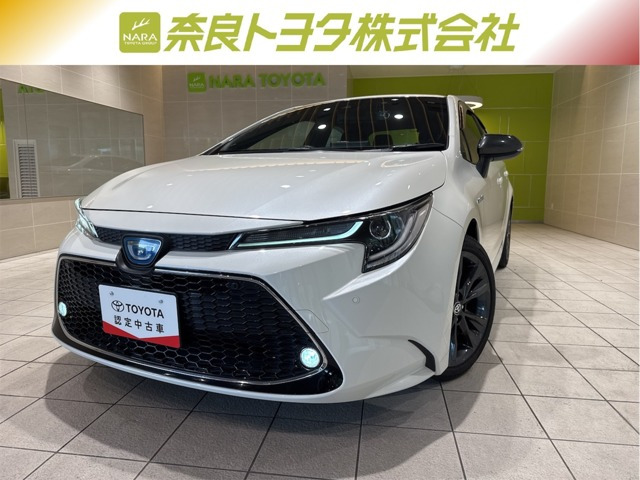 カローラ1.8 ハイブリッド W×B