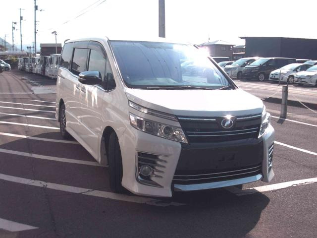 ヴォクシー2.0 ZS 煌