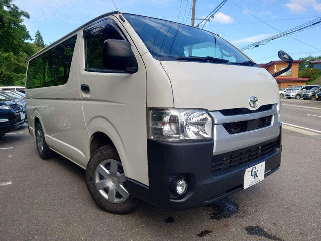 ハイエースバン2.8 DX ロング ディーゼル 4WD