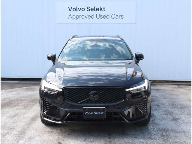 XC60ウルトラ T6 AWD プラグイン ハイブリッド ブラック エディション 4WD