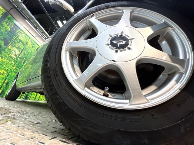 �y14�C���`�A���~�z�C�[���z�O�ςɃ}�b�`�����A���~�z�C�[���𑕒����Ă���܂��B�e��A���~�z�C�[����A�X�^�b�h���X�^�C�����戵�����Ă���܂��B���񂲑��k����������