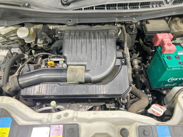 親切・丁寧な専門メカニックスタッフが応対!・車検・点検整備・事故等の修理などアフターサービスも安心。お車のカスタマイズもネクステージのサービススタッフまでご相談ください!