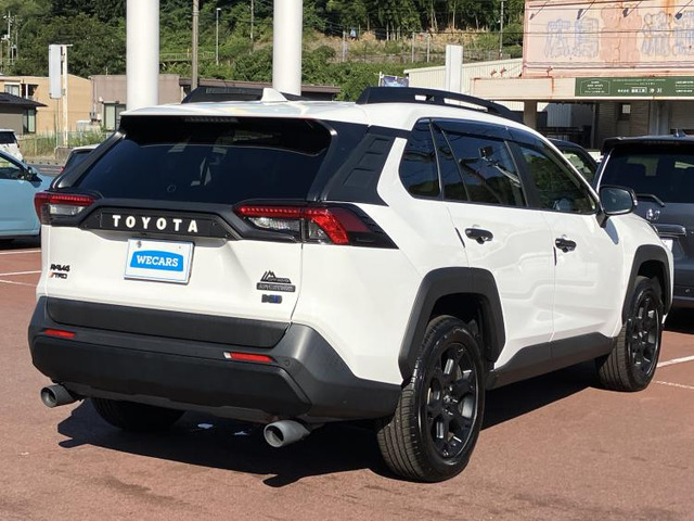 RAV42.5 ハイブリッド アドベンチャー オフロードパッケージ II E-Four 4WD