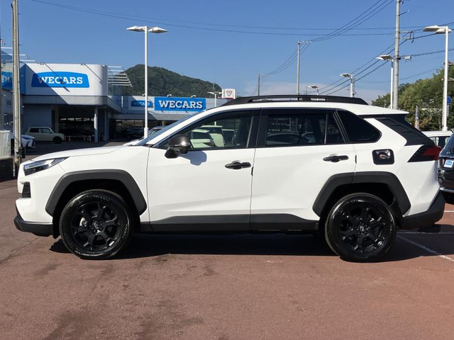 RAV42.5 ハイブリッド アドベンチャー オフロードパッケージ II E-Four 4WD
