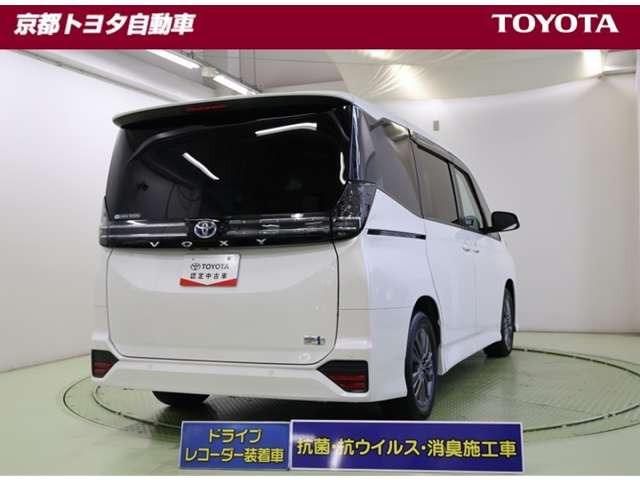 ヴォクシー