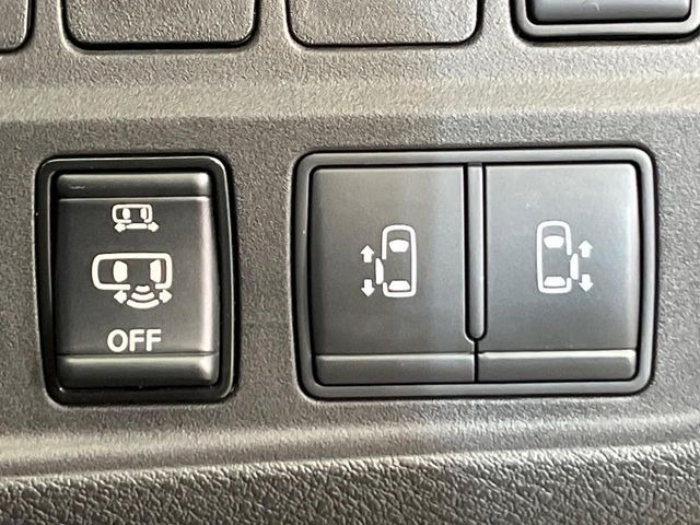 セレナ1.2 e-POWER ハイウェイスターV