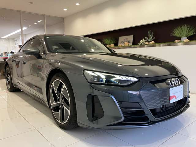 e-tron GT クワトロ4WD