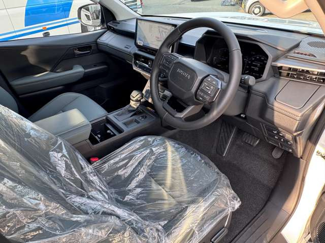 ☆展示場には高品質の中古車や新車が勢揃いです☆展示台数100台の大型展示場へ是非ご来店ください☆