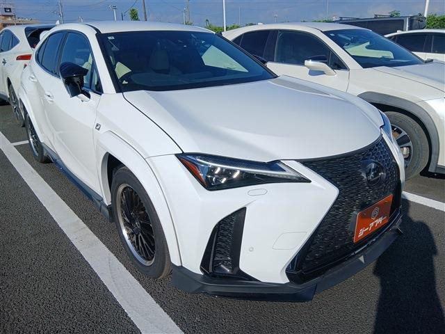 UX200 Fスポーツ
