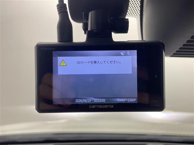 エクストレイル2.0 20Xi レザーエディション 4WD