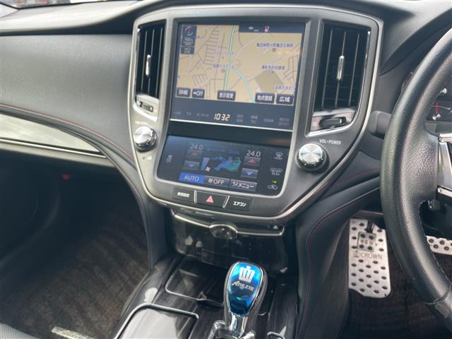 クラウンアスリート2.5 G i-Four 4WD