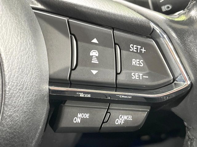 【マツダ・レーダークルーズコントロール】高速道路での長距離走行が楽に!自動で速度を保つクルーズコントロールが、衝突軽減システムと連携し、前方の車両を感知して車間を保つように速度調節してくれます!!