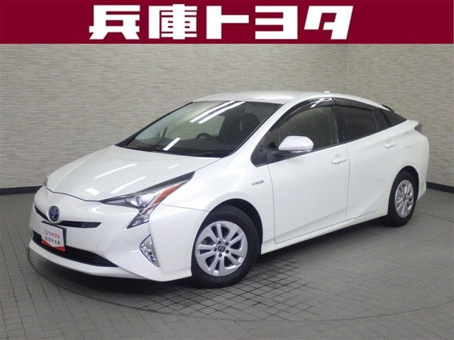 プリウス1.8 S セーフティ プラス