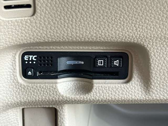 【ETC】高速道路の料金所はストレスなく通過!遠方へのお出かけには必須のアイテムです!当店でセットアップ実施しておりますのでご納車当日からご利用いただけます!