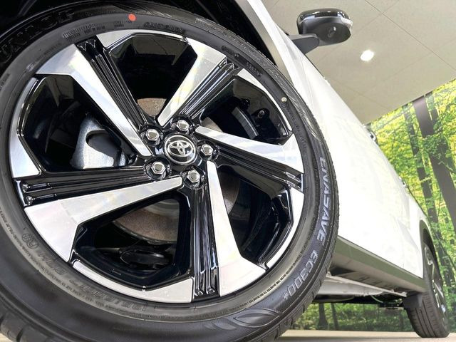 �y����17�C���`�A���~�z�C�[���z�O�ςɃ}�b�`���������A���~�z�C�[���𑕒����Ă���܂��B�e��ЊO�A���~�z�C�[����A�X�^�b�h���X�^�C�����戵�����Ă���܂��B���񂲑��k����������