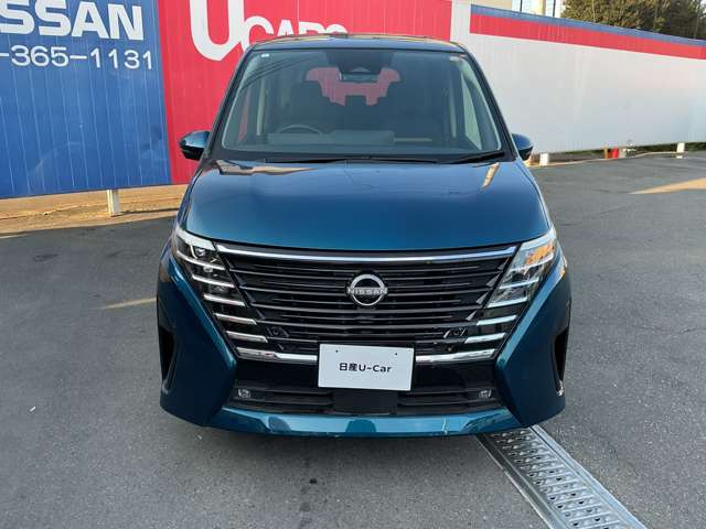 セレナ1.4 e-POWER ハイウェイスターV