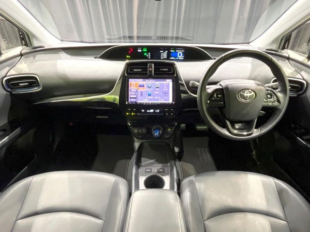 プリウス1.8 S ツーリングセレクション