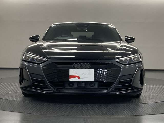 e-tron GT クワトロ4WD