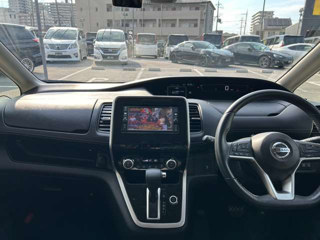 スリークロス滋賀店の展示車両は試乗が可能ですので、見て触って乗って、ご納得頂いた上でご購入頂けます!(試乗をご希望の方は事前にご予約下さい)