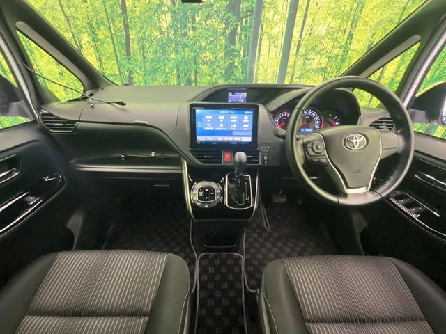 ヴォクシー2.0 ZS 煌II