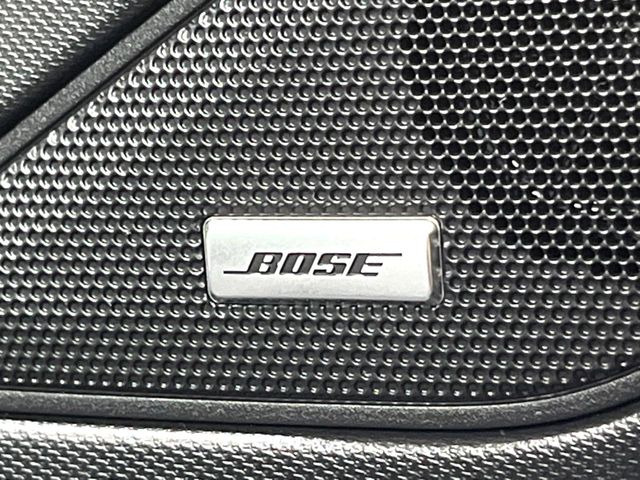 【BOSEサウンドシステム付き純正ナビ】高度なチューニング能力が搭載されており、高音質な音楽をお楽しみいただけます♪