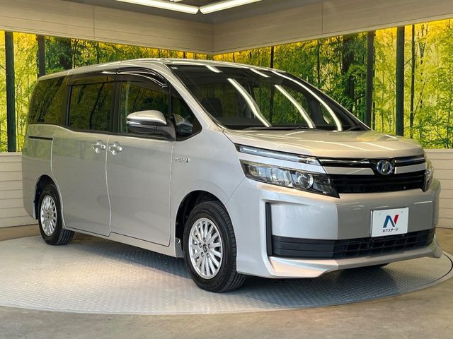 トヨタ ヴォクシー 1.8 ハイブリッド X 113.2万円 平成26年(2014年