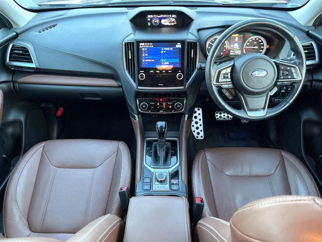 フォレスター2.0 アドバンス 4WD
