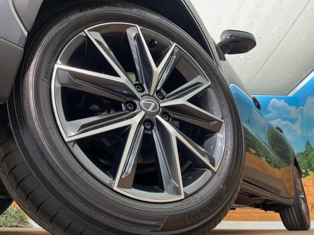 �y�����A���~�z�C�[���z�O�ςɃ}�b�`���������A���~�z�C�[���𑕒����Ă���܂��B�e��ЊO�A���~�z�C�[����A�X�^�b�h���X�^�C�����戵�����Ă���܂��B���񂲑��k����������