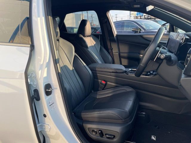 �y��p�X�|�[�c�V�[�g�z�z�[���h���ɗD��A�J�[�u���̑̂������}�����Ă���܂��B�܂��A�̂Ƀt�B�b�g���邩�獘��w�������ɂ����A�����O�h���C�u�⍂�����s�ł����K�ɂ��߂������������܂���