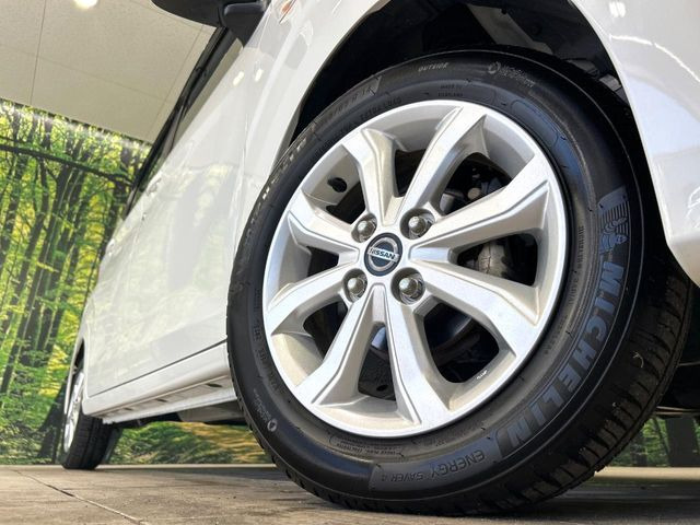 �y����14�C���`�A���~�z�C�[���z�O�ςɃ}�b�`���������A���~�z�C�[���𑕒����Ă���܂��B�e��ЊO�A���~�z�C�[����A�X�^�b�h���X�^�C�����戵�����Ă���܂��B���񂲑��k����������