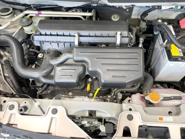 親切・丁寧な専門メカニックスタッフが応対!・車検・点検整備・事故等の修理などアフターサービスも安心。お車のカスタマイズもネクステージのサービススタッフまでご相談ください!