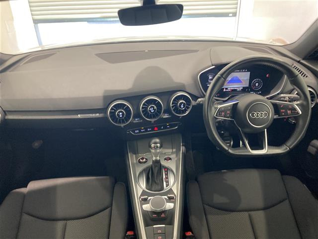 TTクーペ40 TFSI