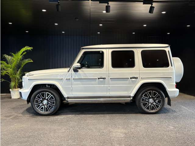 GクラスG450d AMGラインパッケージ (ISG) 4WD