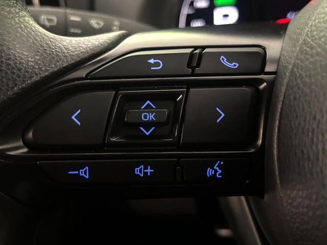 【ステアリングスイッチ】運転中、前方から目線をそらすことなく、オーディオ等の操作が可能な便利機能!安心&快適なドライブを演出してくれます♪