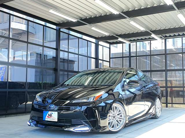 プリウス1.8 S