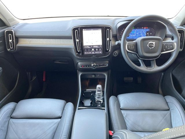 XC40アルティメット B4 AWD 4WD