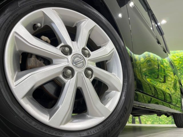 �y����14�C���`�A���~�z�C�[���z�O�ςɃ}�b�`���������A���~�z�C�[���𑕒����Ă���܂��B�e��ЊO�A���~�z�C�[����A�X�^�b�h���X�^�C�����戵�����Ă���܂��B���񂲑��k����������